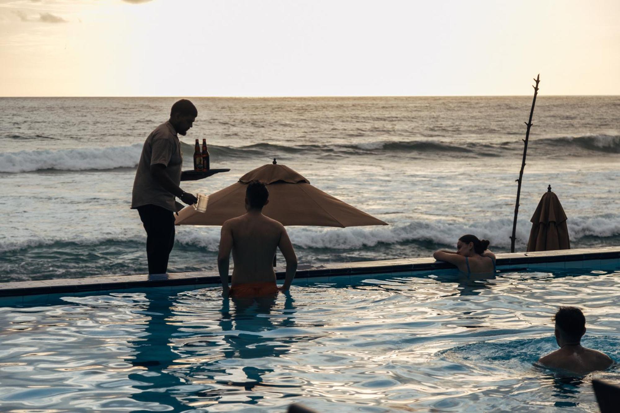Neevana Hotel هيكادوفا المظهر الخارجي الصورة