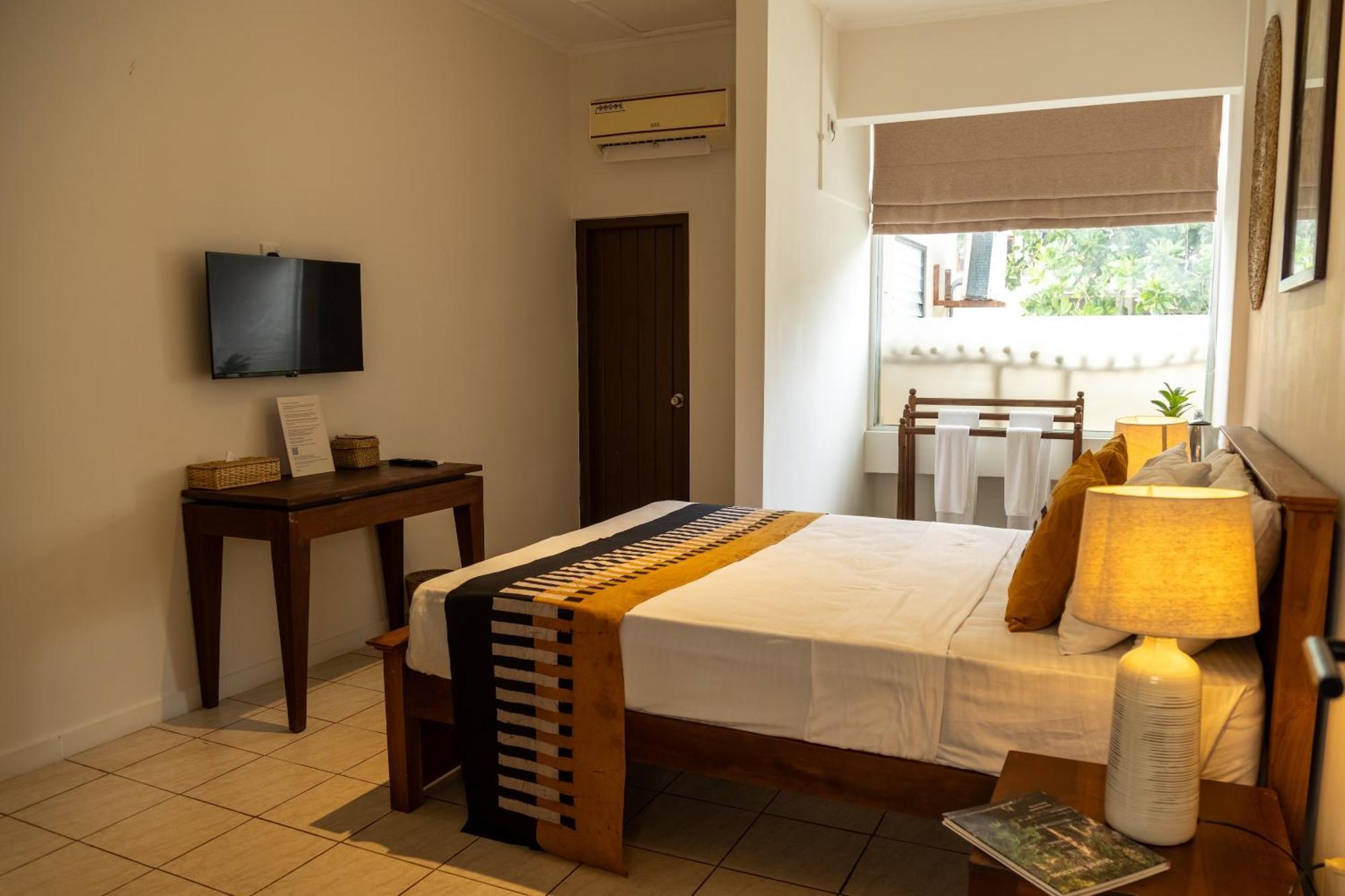 Neevana Hotel هيكادوفا الغرفة الصورة