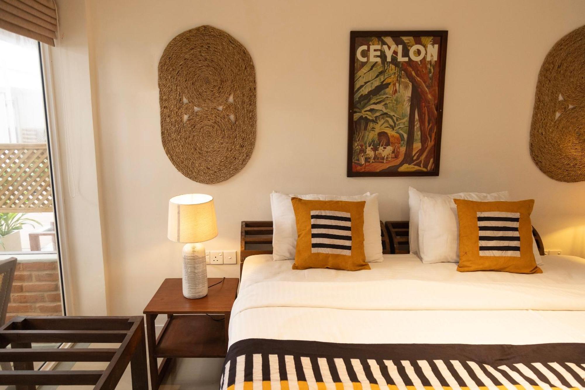 Neevana Hotel هيكادوفا الغرفة الصورة