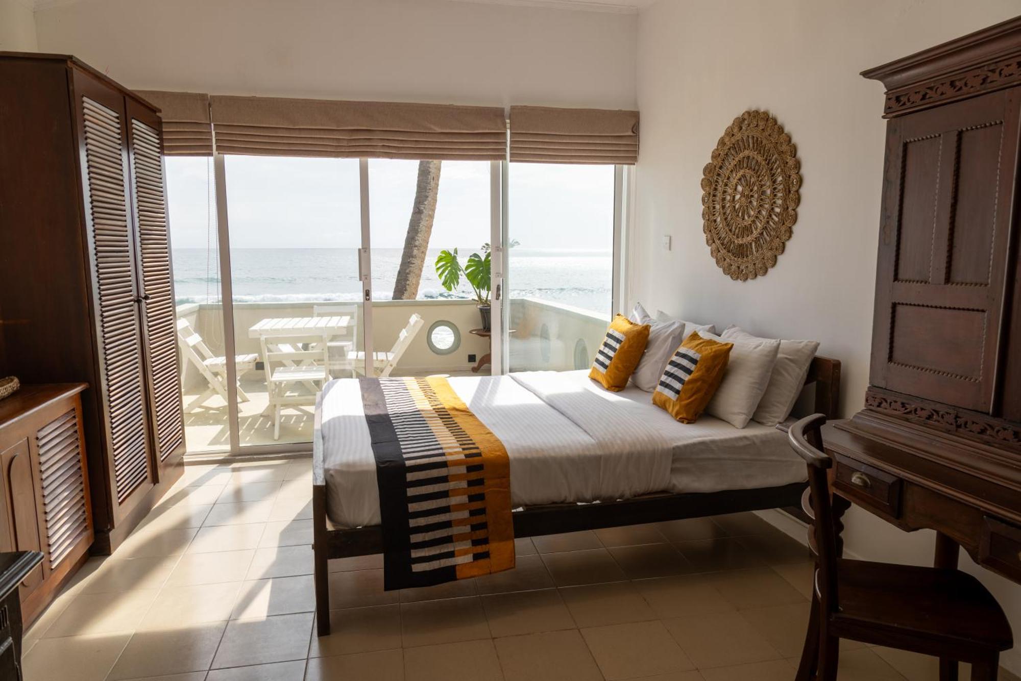 Neevana Hotel هيكادوفا الغرفة الصورة
